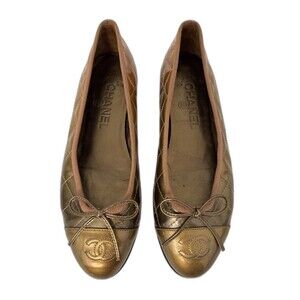 Chanel EU 37 Bronze Patent Leather  CC Logo Now Classic Ballet Flats Authentic